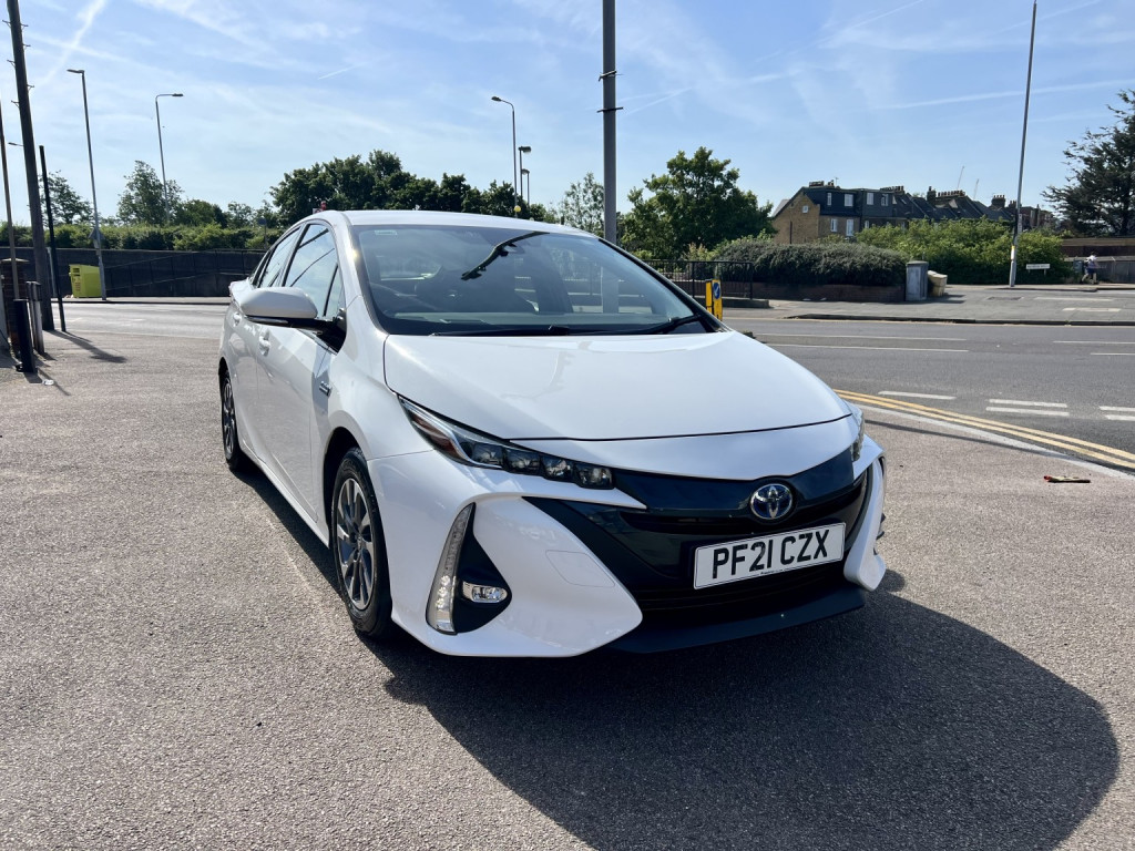 2021 Toyota PRIUS